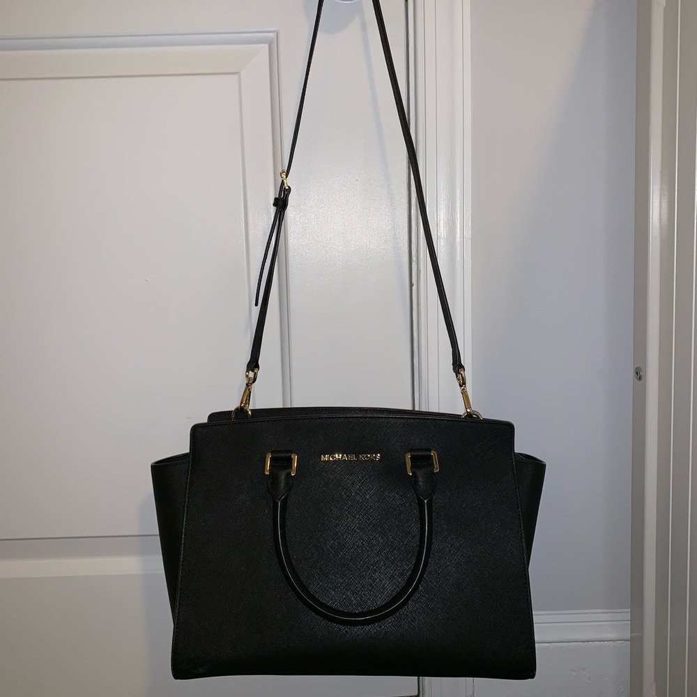 Michael Kors Medium Selma Purse